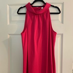 Pink sleeveless dress with collar neck